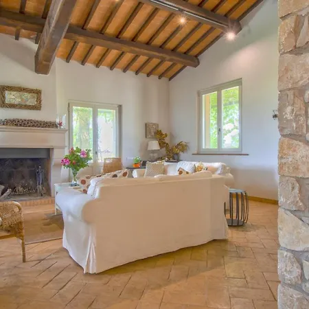 Località Poggio Capriolo Il Casale Dei Ciliegi * Baschi